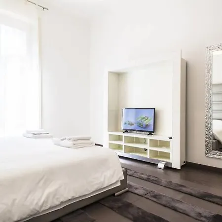 Hemeras Boutique House San Babila 2 Hotel Mediolan